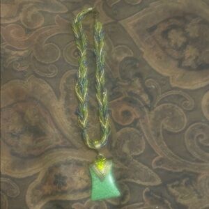 Elegant Green and Gold Necklace